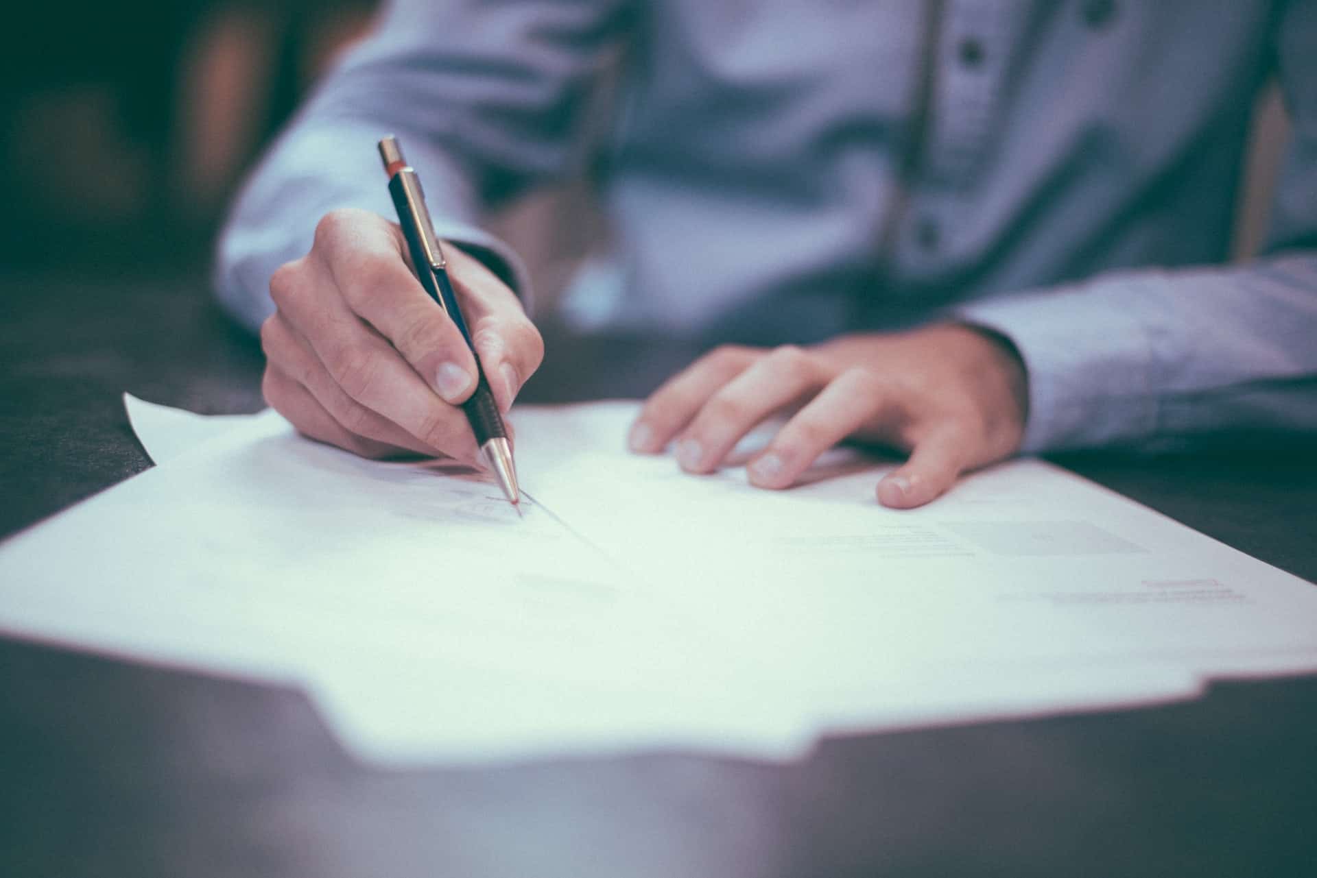 Offerte en contract nalezen vóór je tekent